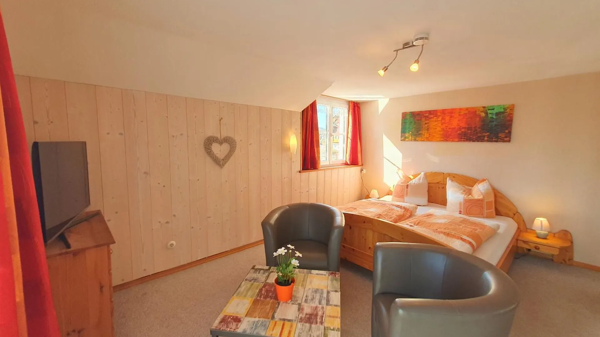 Haus Hindelang Mit Zugspitzblick Inkl Koenigscard Nesselwang Apartment
