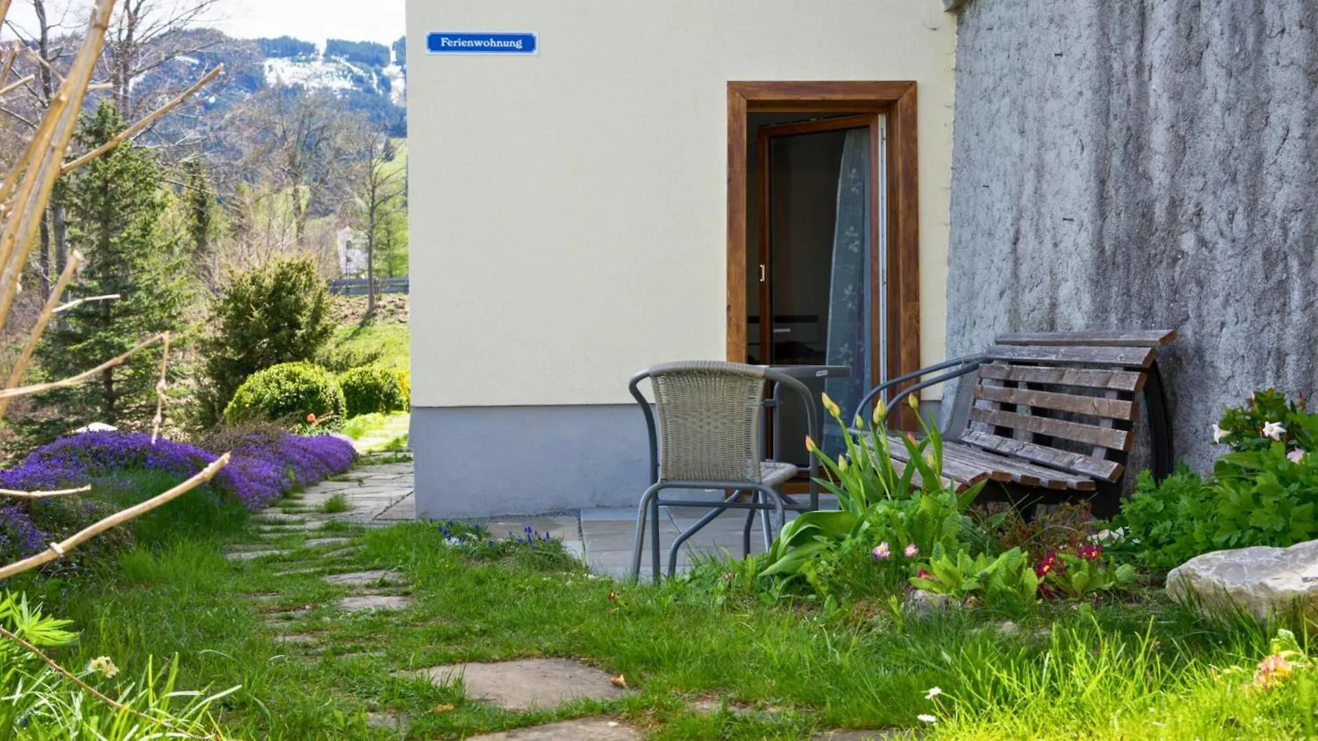 Apartment Haus Hindelang Mit Zugspitzblick Inkl Koenigscard Nesselwang