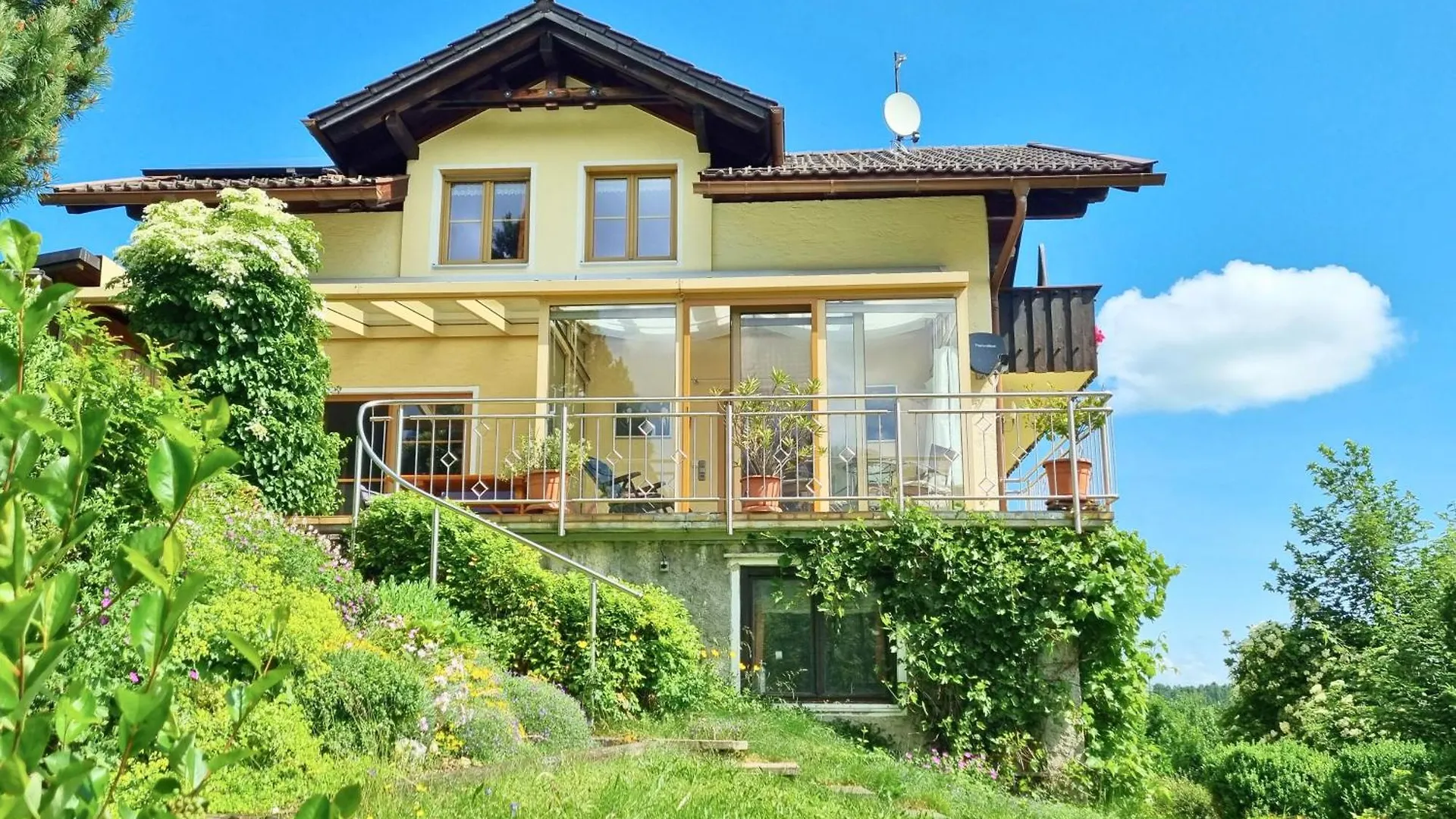 Haus Hindelang Mit Zugspitzblick Inkl Koenigscard Nesselwang